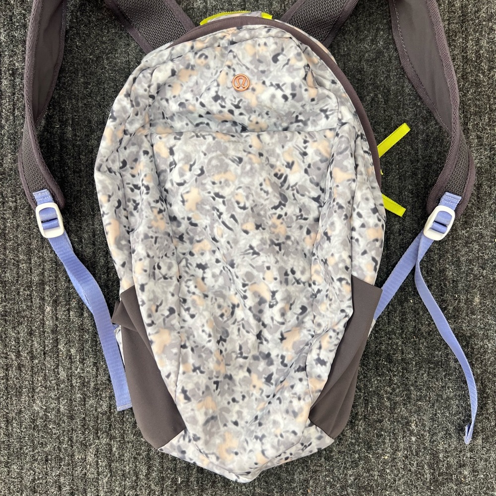 Lululemon backpack